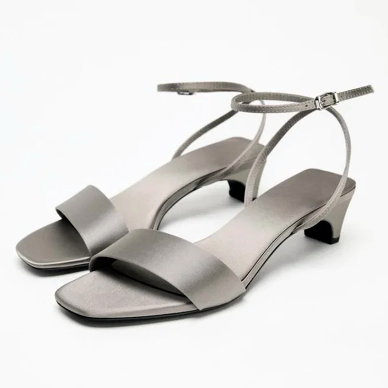 Elegant Square Toe Ankle Strap - đánh giá và giá Wide Fit Heels